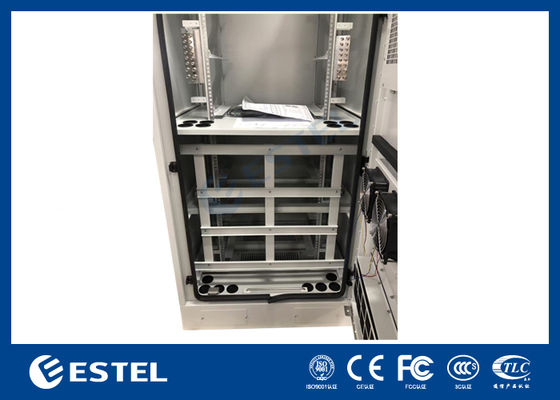 Elektrik dağıtım paneli ve pil hırsızlık karşıtı koruması ile Telekom Güç Kabineti ve 32U Dış Batarya Kabineti