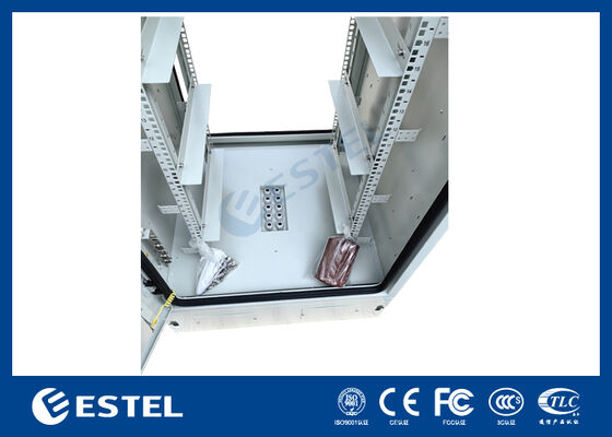 Dış Mekan 19 İnç Rack Kabin 32U IP65 Derecesi Soğutma Fanları LED Aydınlatma Güvenlik Özellikleri ile Telekomünikasyon ve Endüstriyel Uygulamalar için